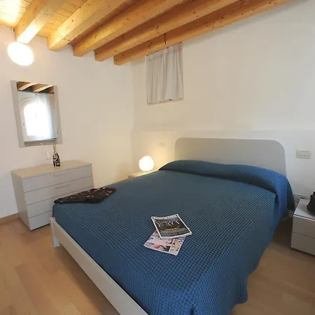 Borgo Borago Apartment Brenzone sul Garda